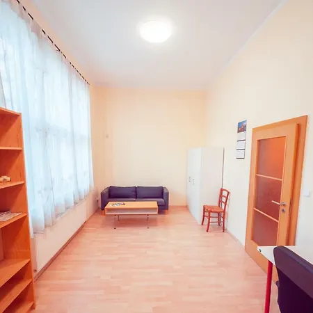 New Renovated Studio In With Free Parking * Prag